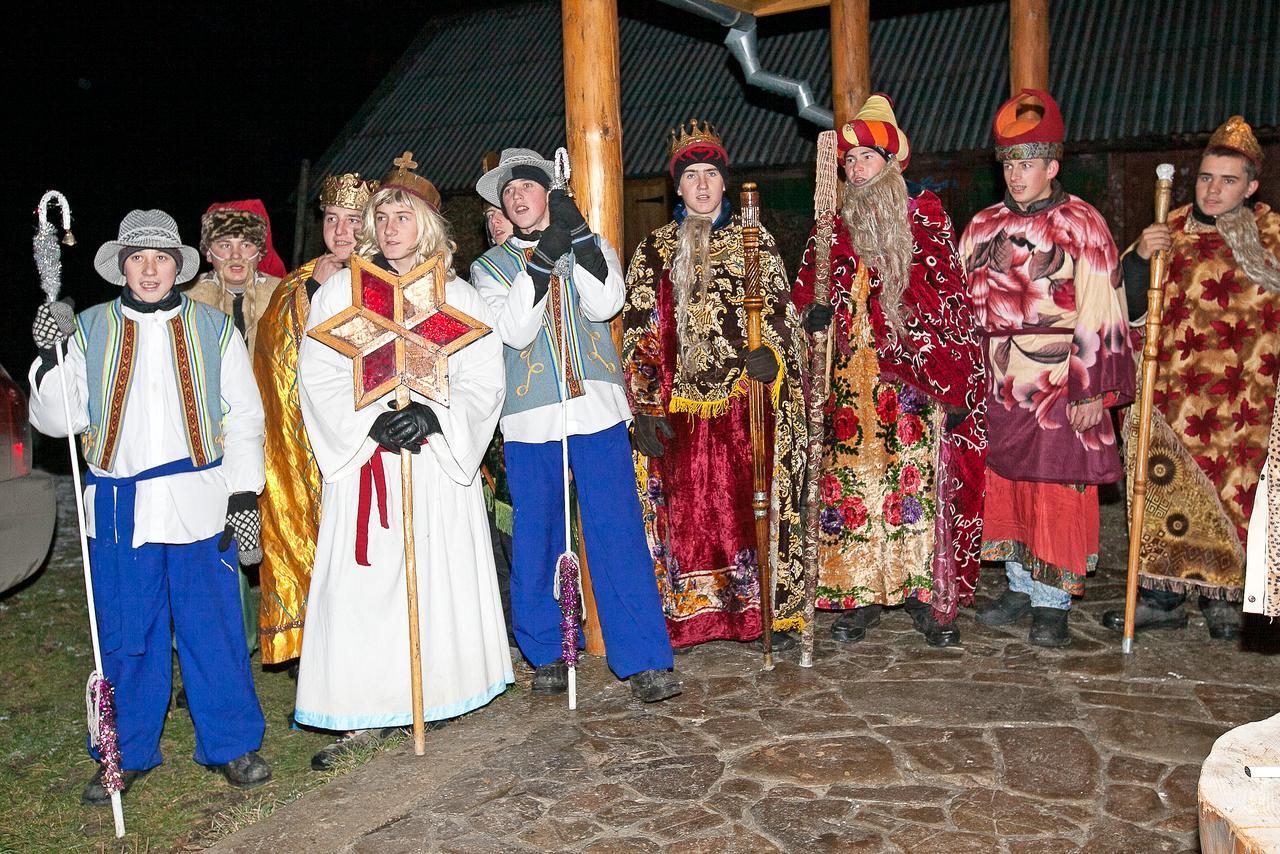 Yasenitsa Zamkova Yasna Sadyba מראה חיצוני תמונה